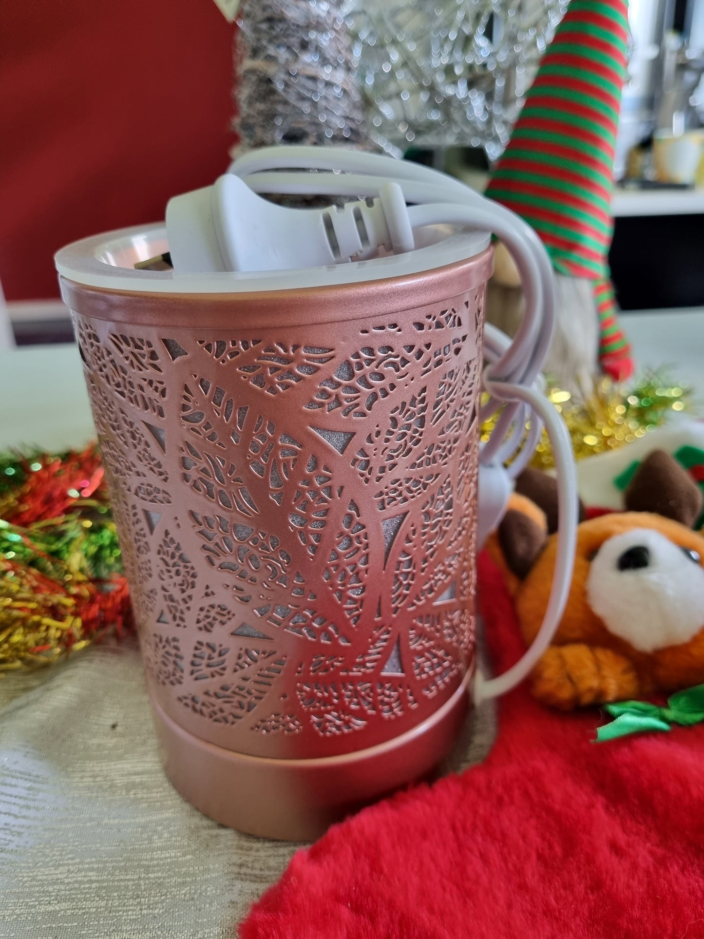 The Queen Rose Gold Electric Wax Warmer