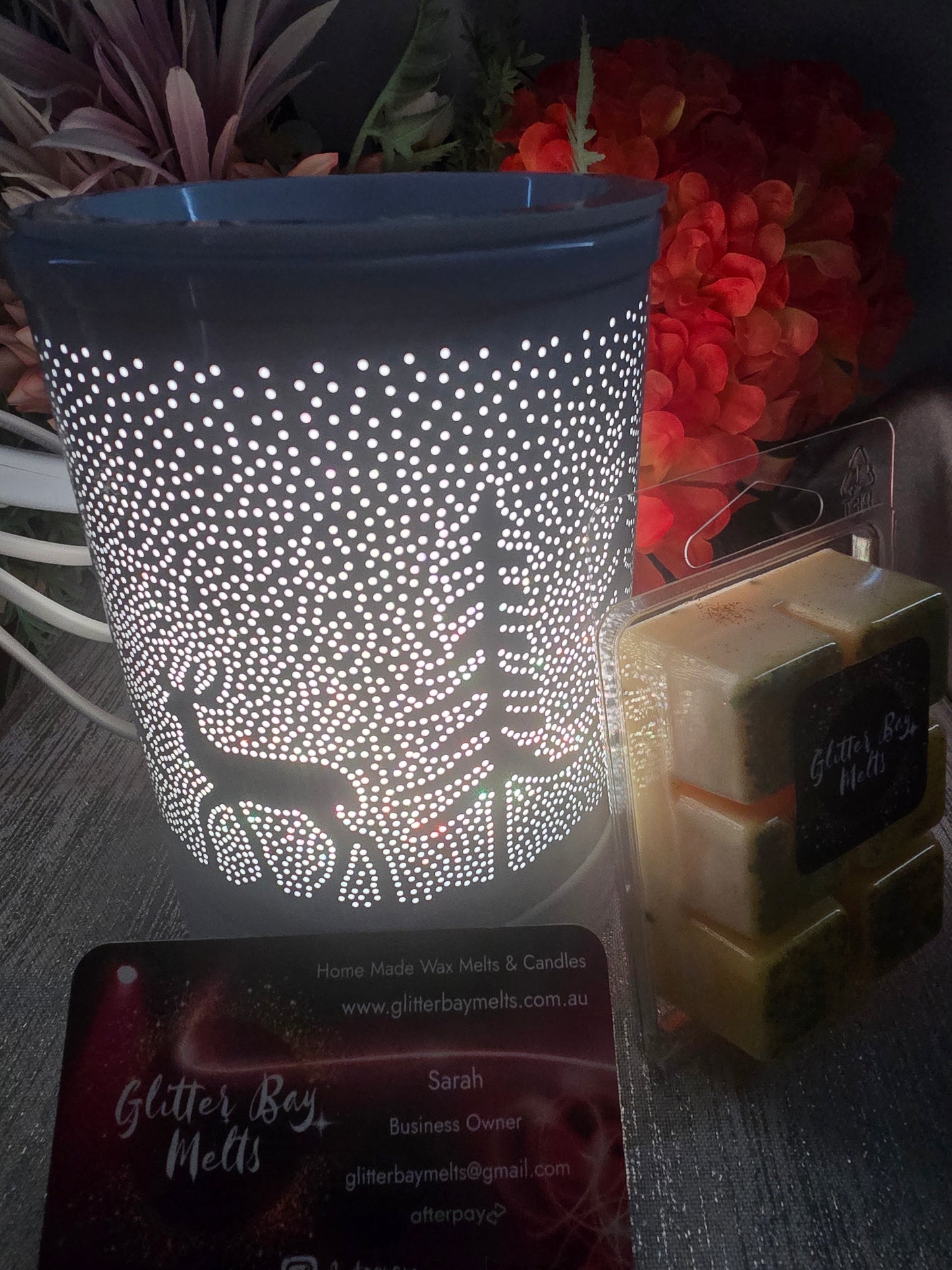 Bambi Forest White electric Wax Warmer.