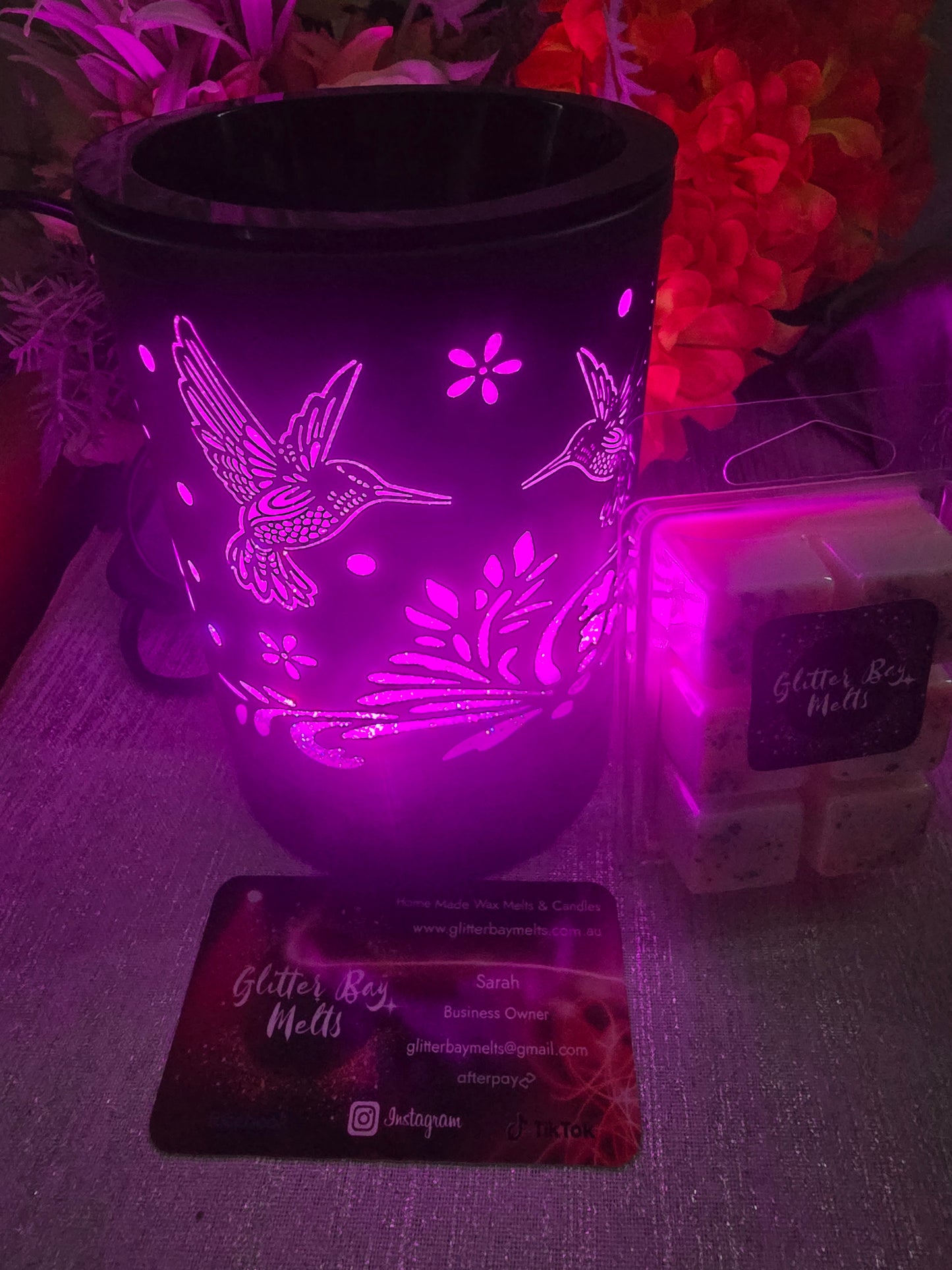 Hummingbird Black Electric Wax Warmer.