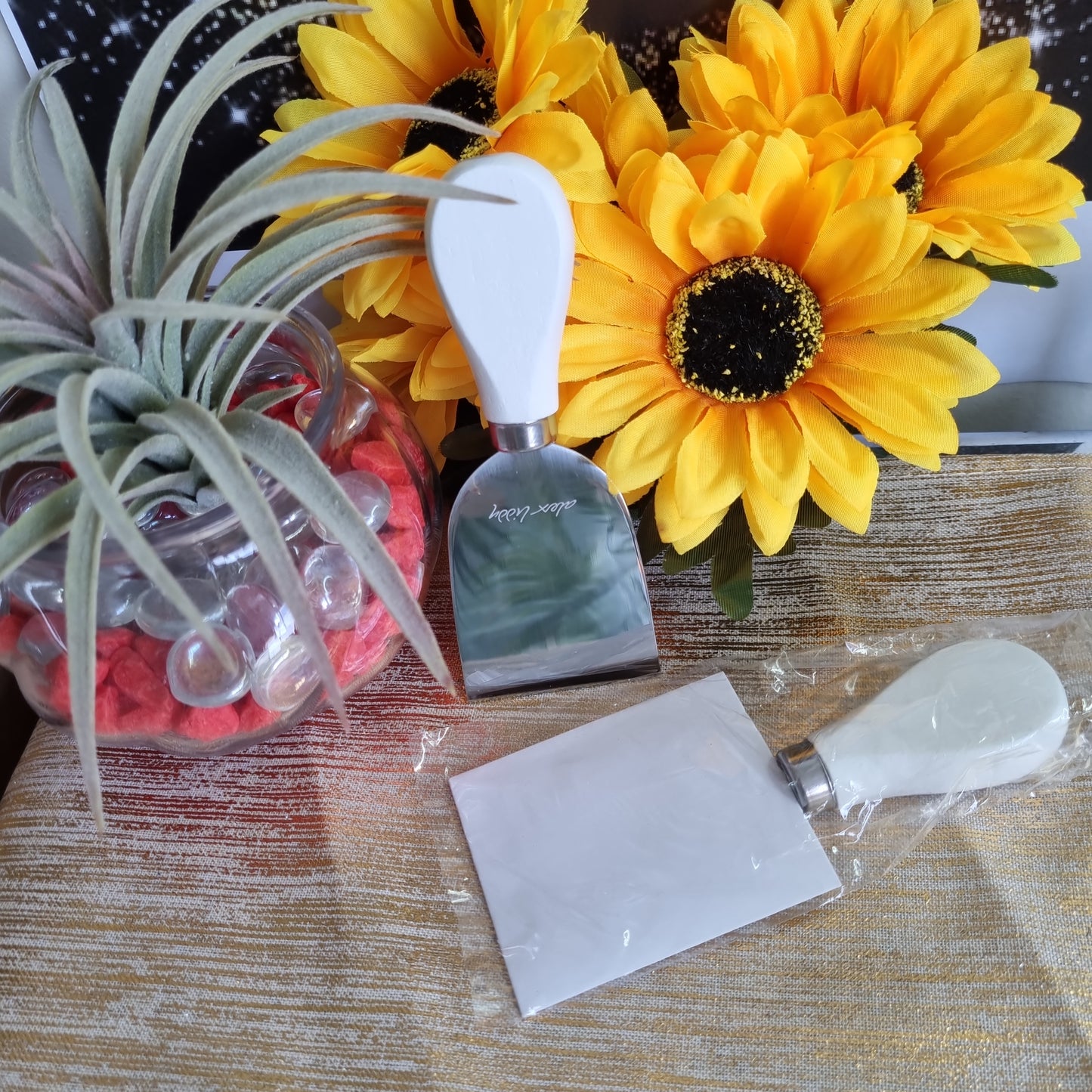 Wax Cutter White
