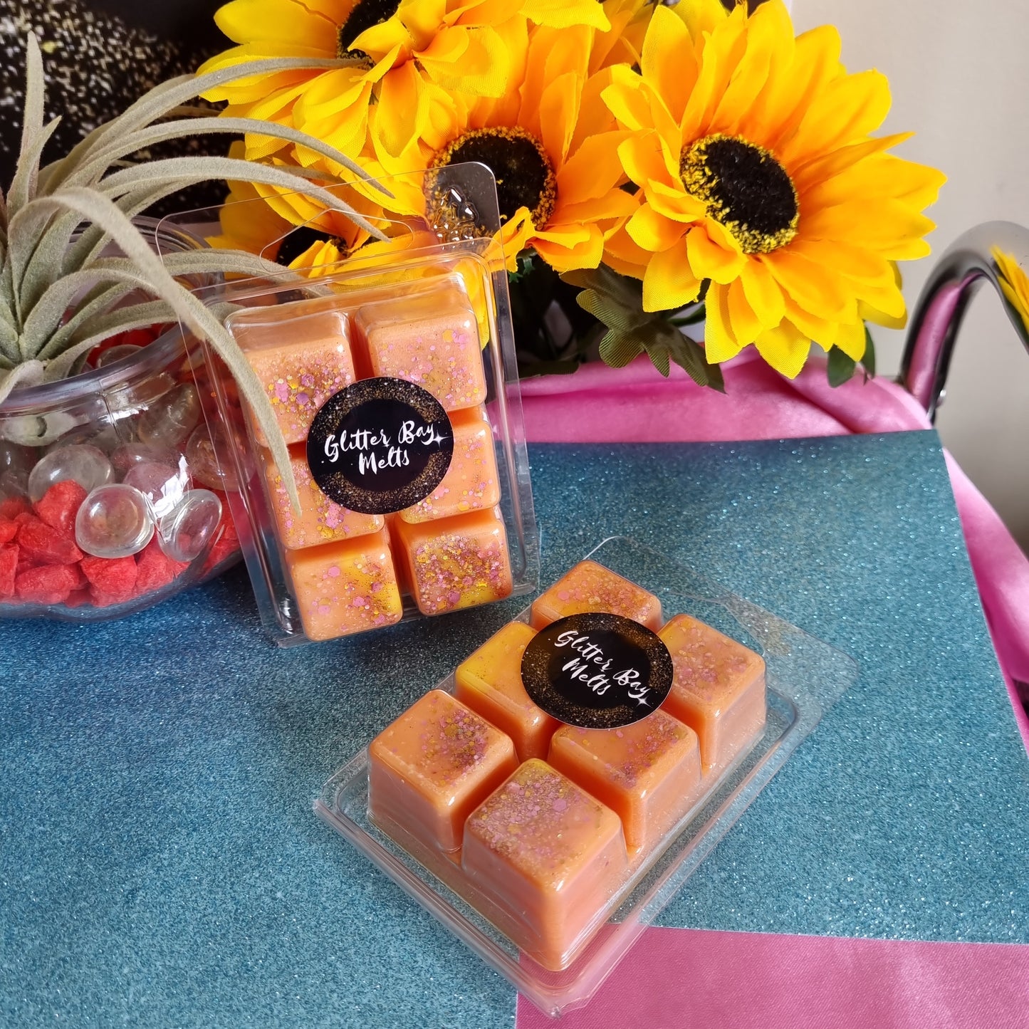 Japanese Honeysuckle Wax Melt.